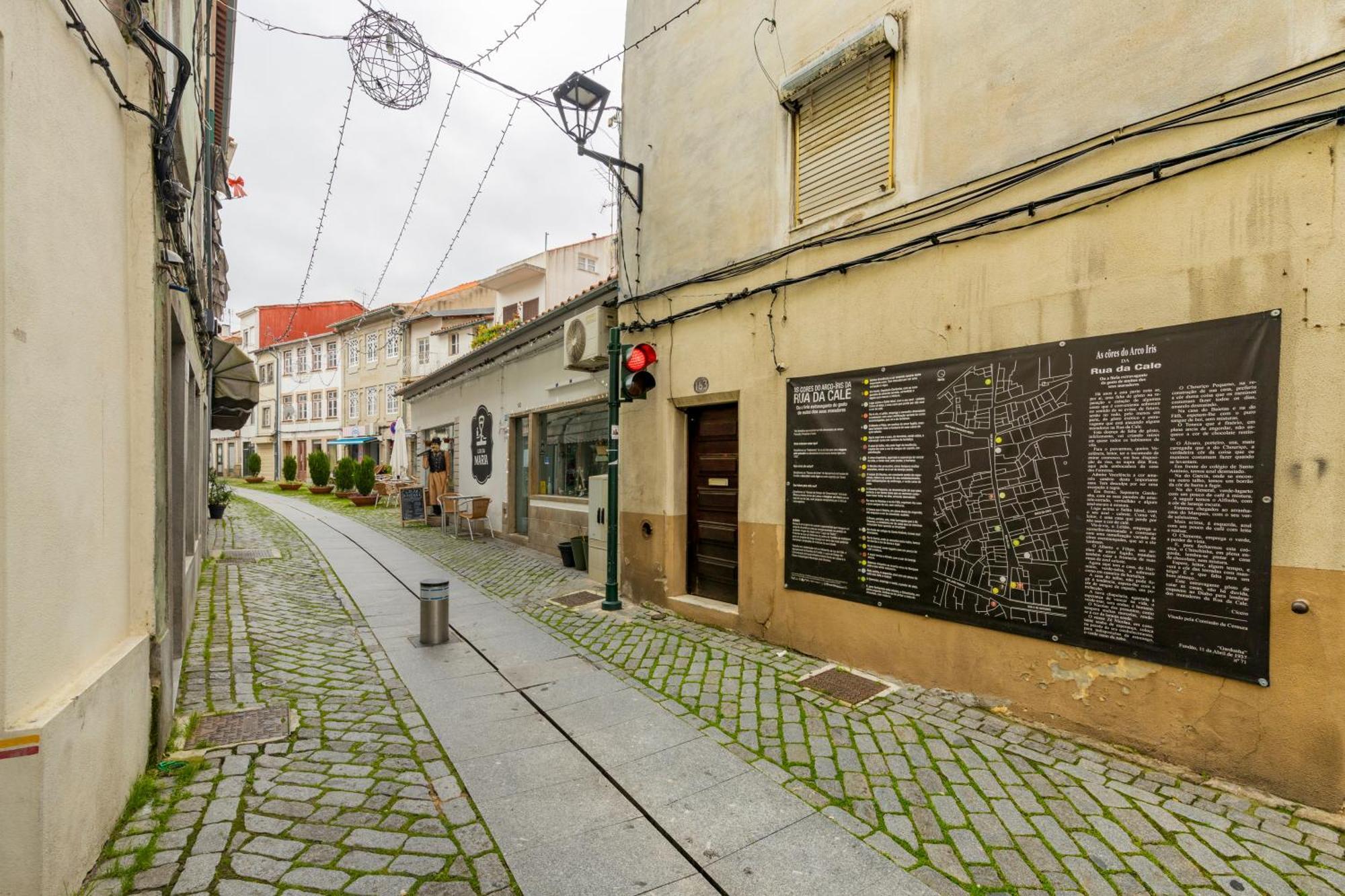 Remodeled Historical Apartment In The City Center Fundao Exterior photo